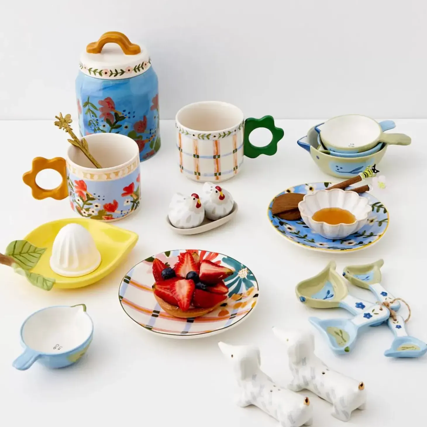 Zesty Ceramic Citrus Juicer